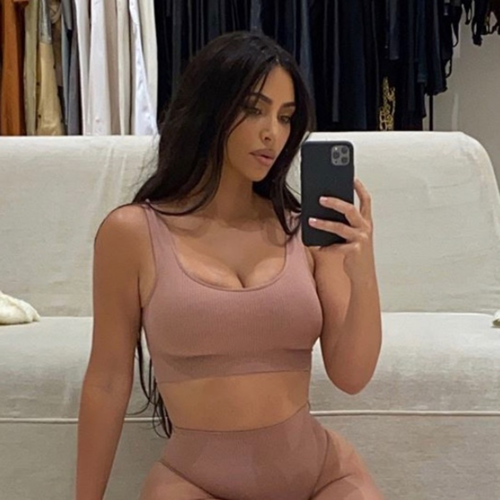 STRETCH RIB SCOOP NECK BRALETTE
